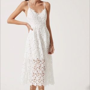 Astr lace A line midi dress in XS - New without tag